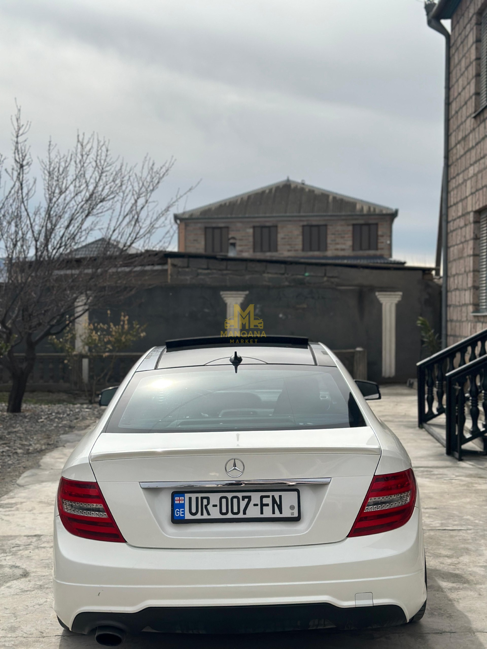 2014 MERCEDES-BENZ C250  - Photo 2