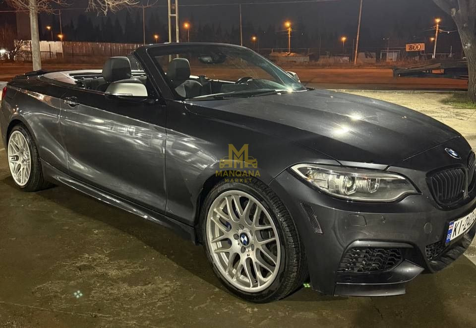2017 BMW M240i - Photo 2
