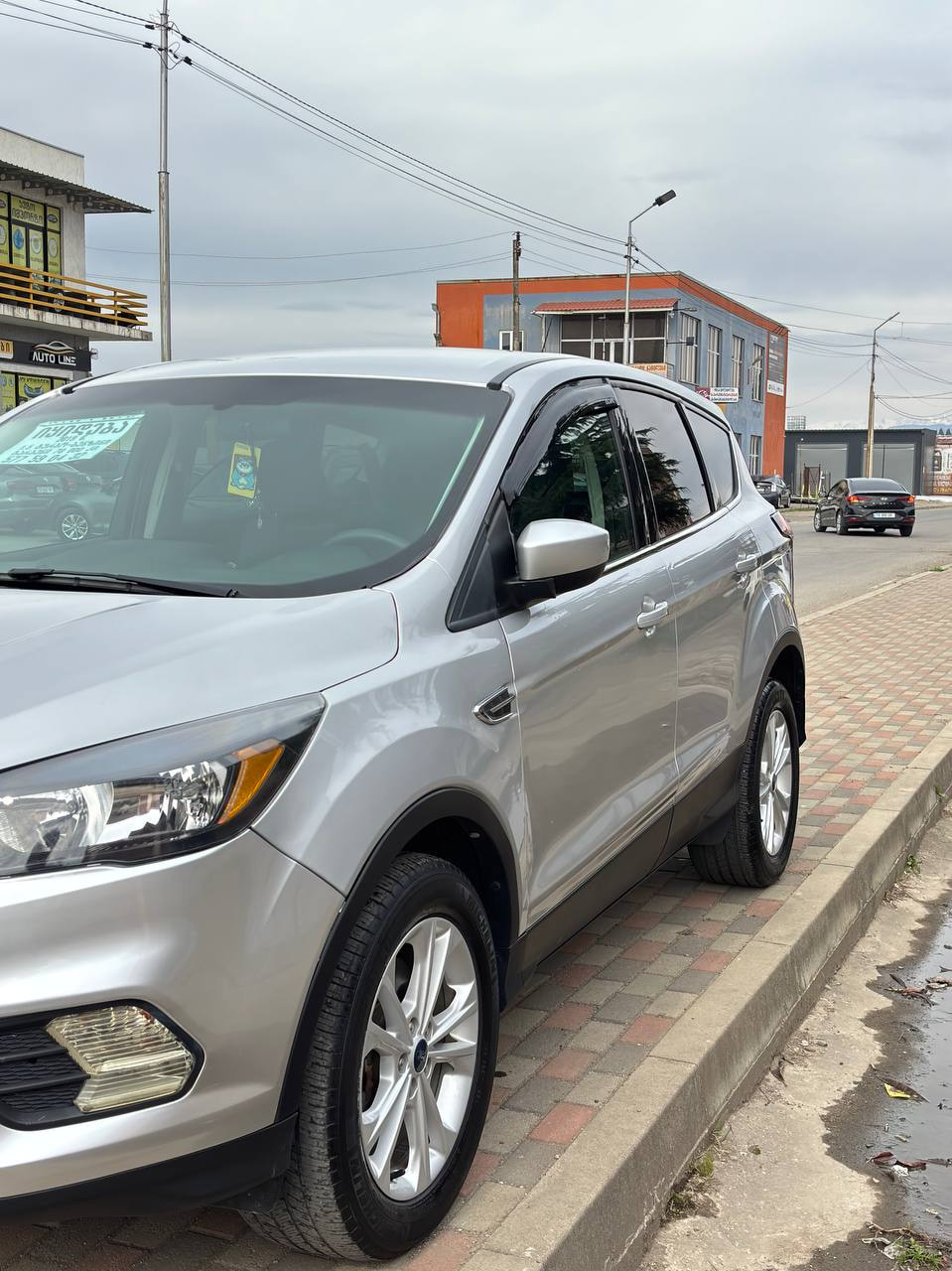 2019 FORD Escape - Photo 5