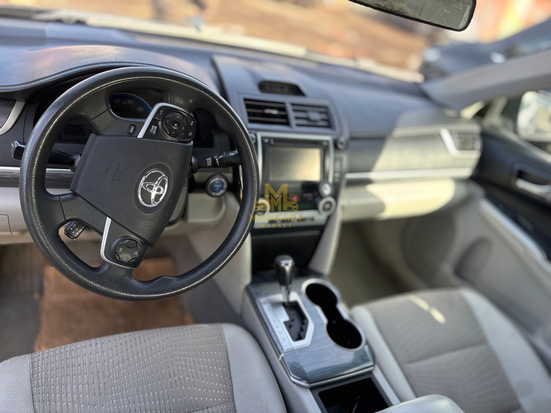 2014 TOYOTA Camry - Photo 5