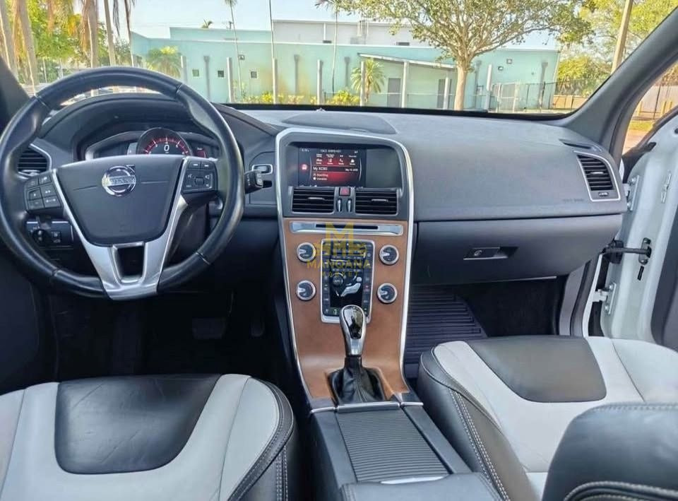 2015 VOLVO XC60 - Main Photo