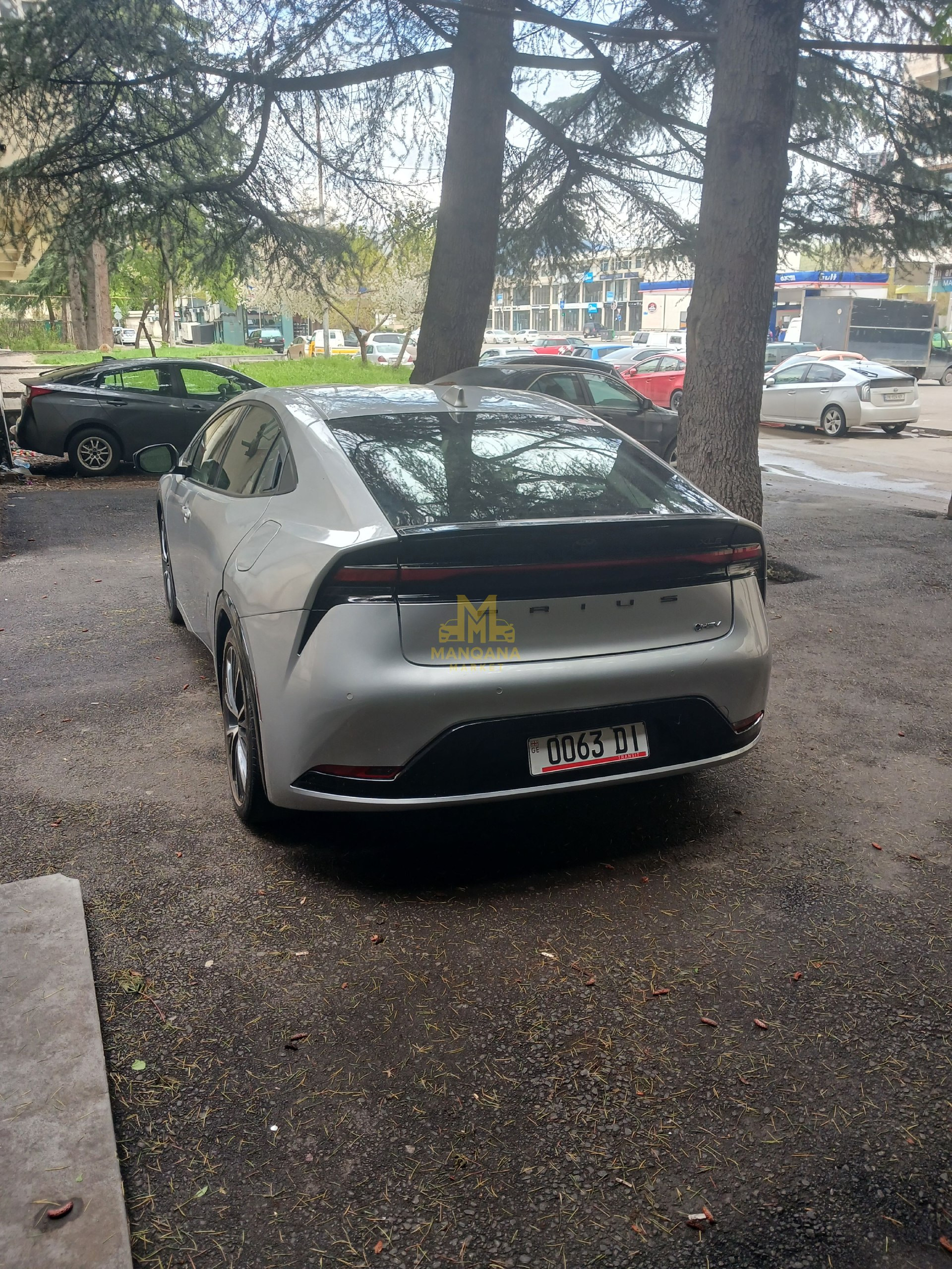 2023 TOYOTA Prius - Photo 4