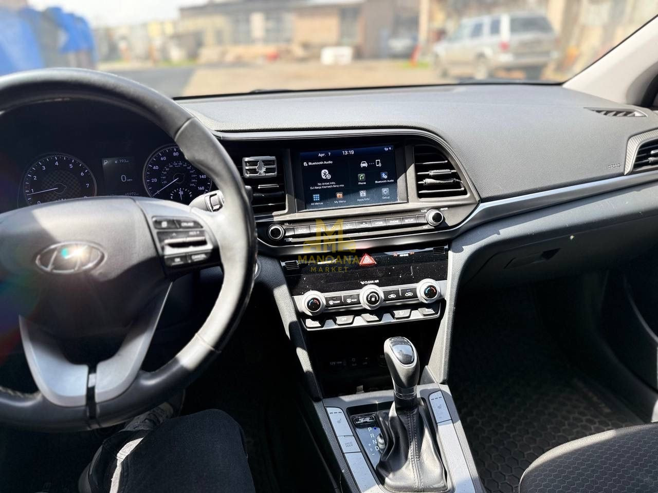 2020 HYUNDAI Elantra - Photo 4