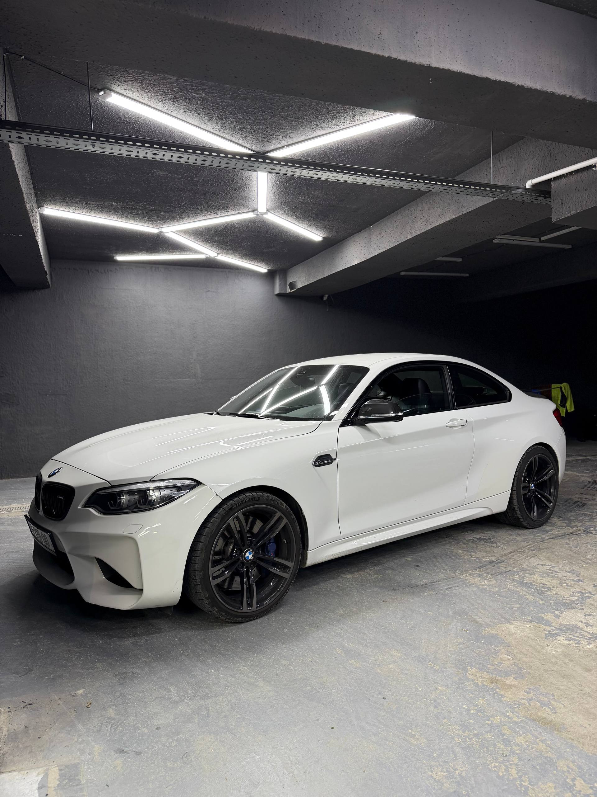 2018 BMW M2 - Main Photo