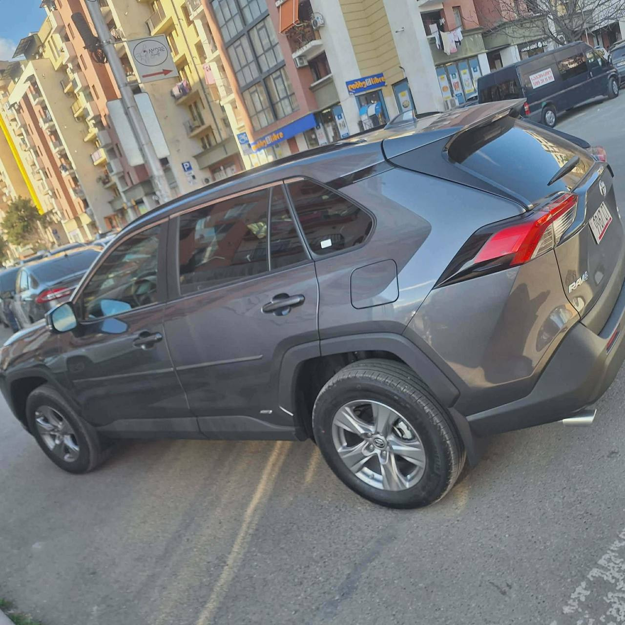 2024 TOYOTA RAV4 - Photo 4