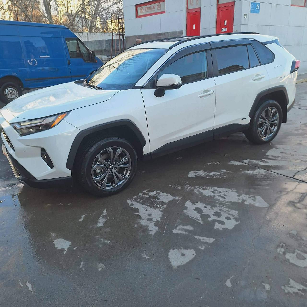 2022 TOYOTA RAV4 - Photo 5