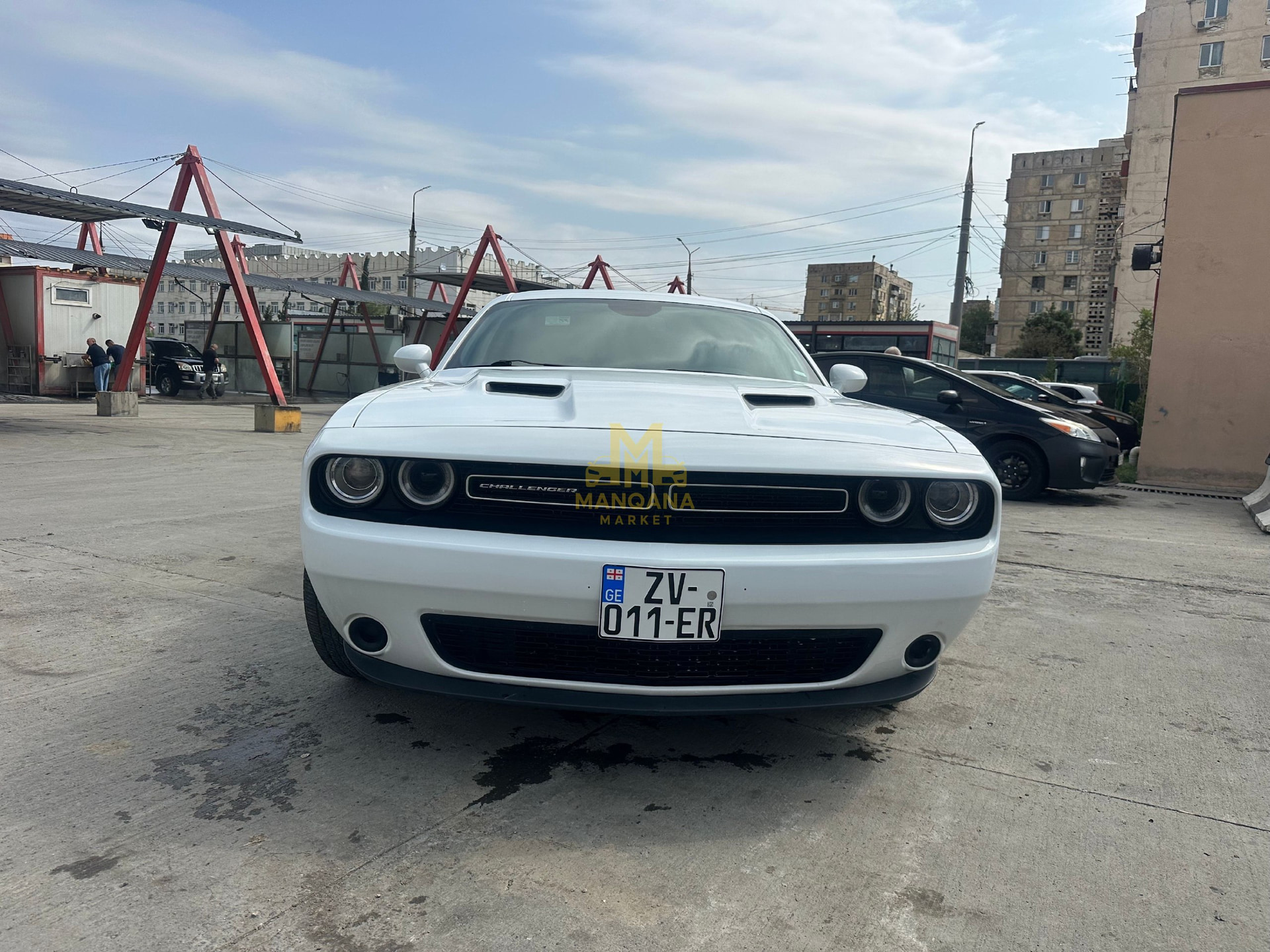 2020 DODGE Challenger - Photo 4