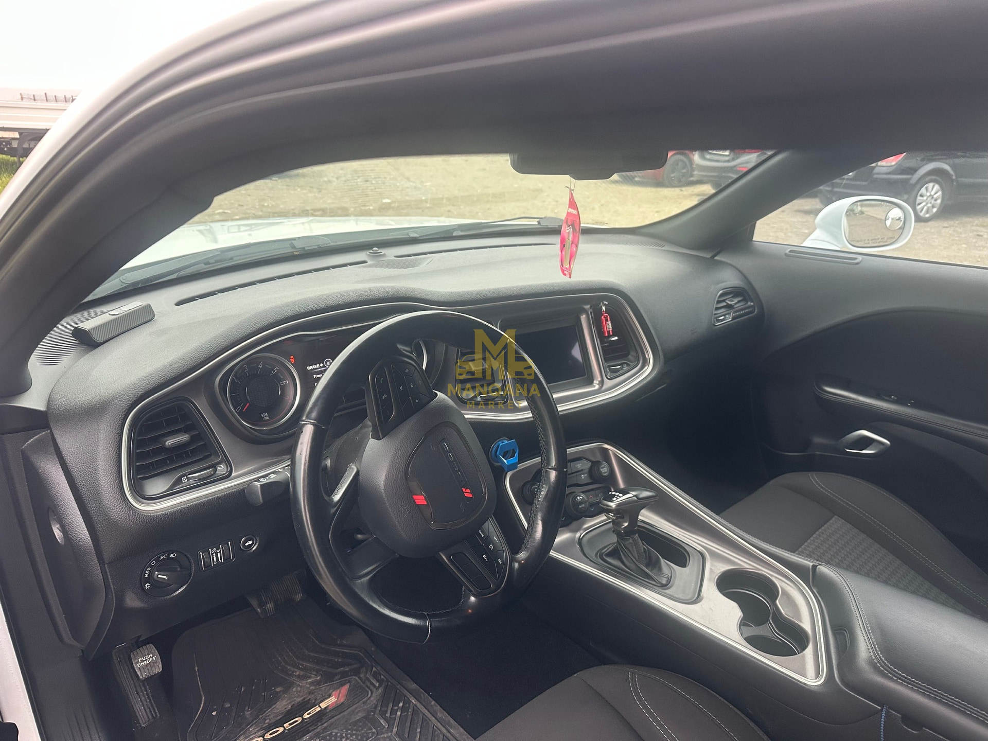2020 DODGE Challenger - Photo 5